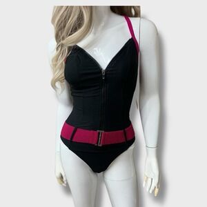 Vintage JAG One Piece‎ Swimsuit Black Purple Belt Zip Front Sz 6 S Strappy Back